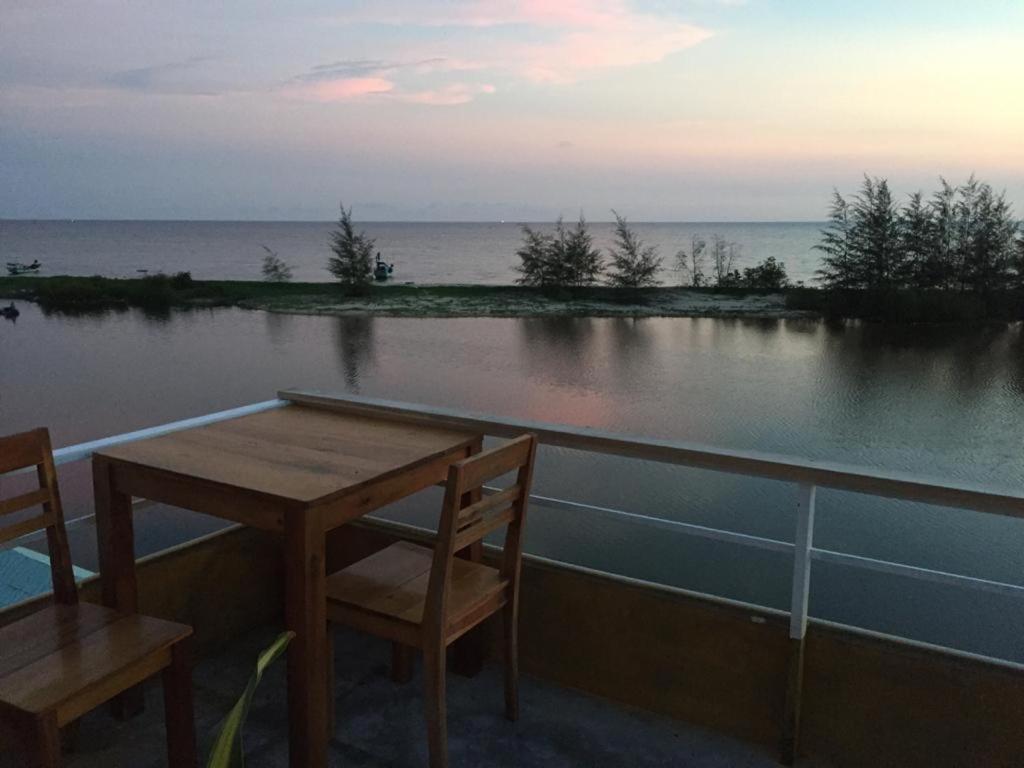The River Mouth Phu Quoc Extérieur photo